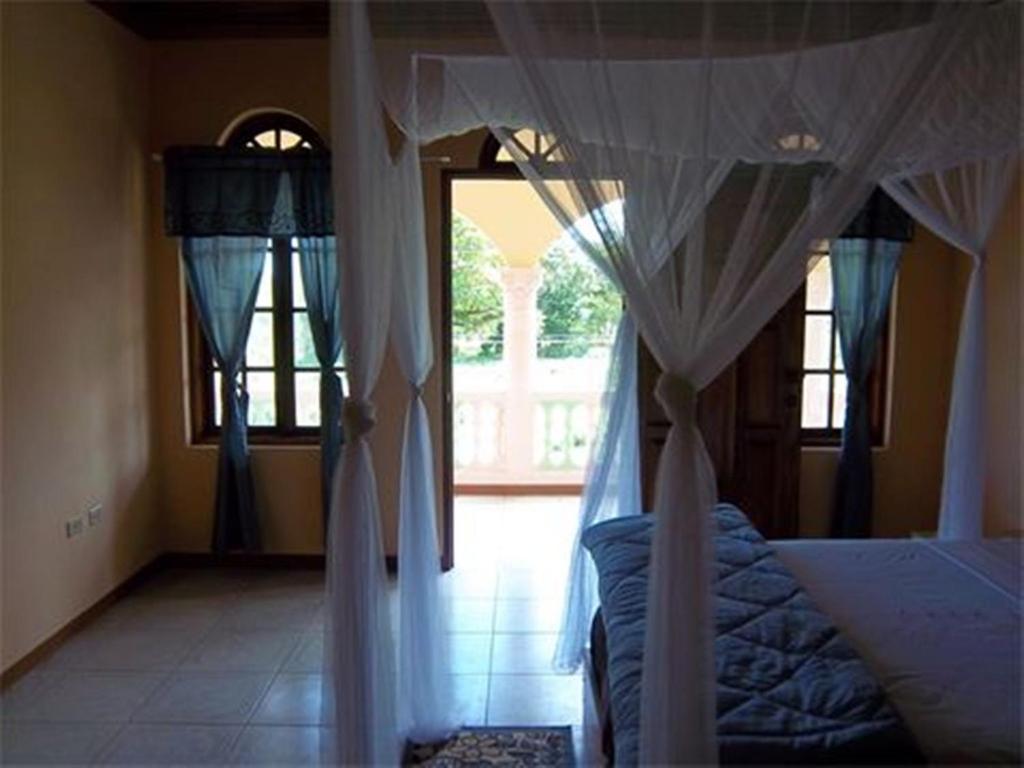 By The Sea Vacation Home And Villa Port Antonio Habitación foto