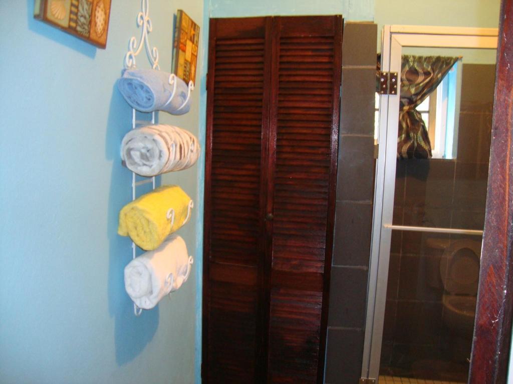 By The Sea Vacation Home And Villa Port Antonio Habitación foto